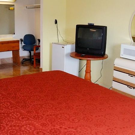Royale Inn Κάνσας Εξωτερικό φωτογραφία
