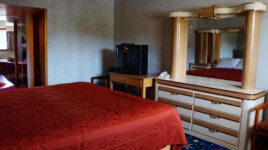 Royale Inn Κάνσας Εξωτερικό φωτογραφία