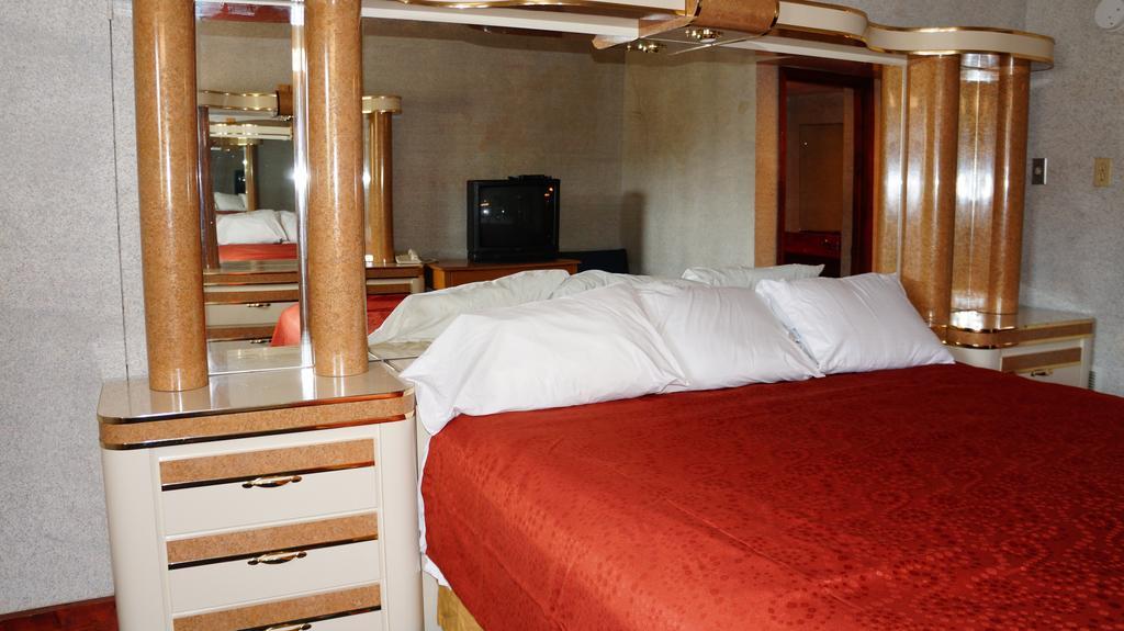 Royale Inn Κάνσας Εξωτερικό φωτογραφία